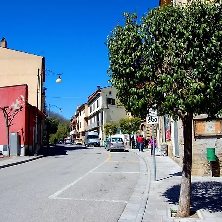 Del Pollino بيت للعطل Fardella